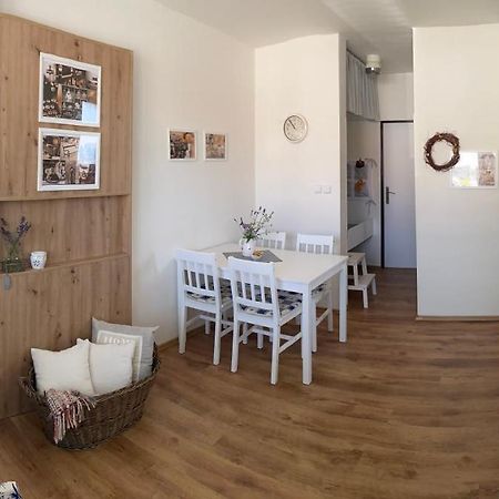 Apartman V Brezi Екстер'єр фото