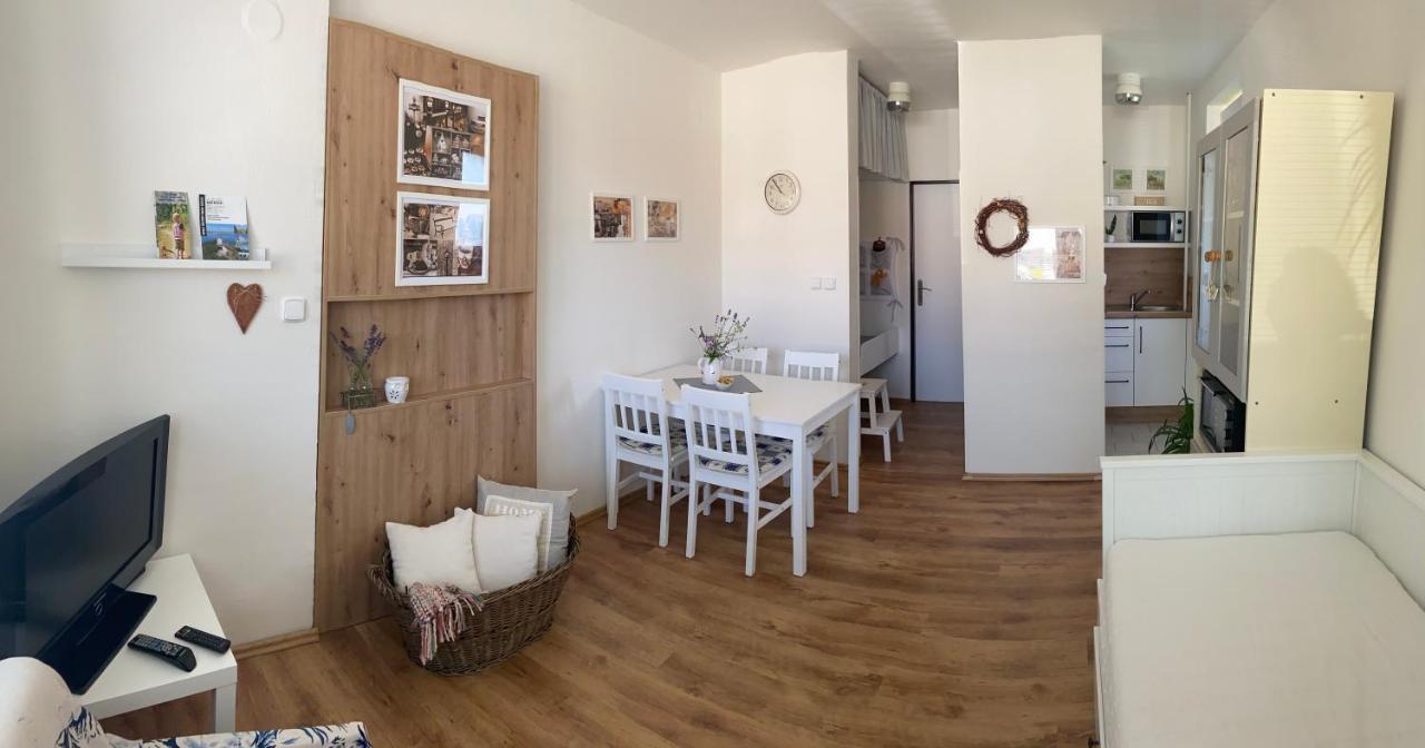 Apartman V Brezi Екстер'єр фото